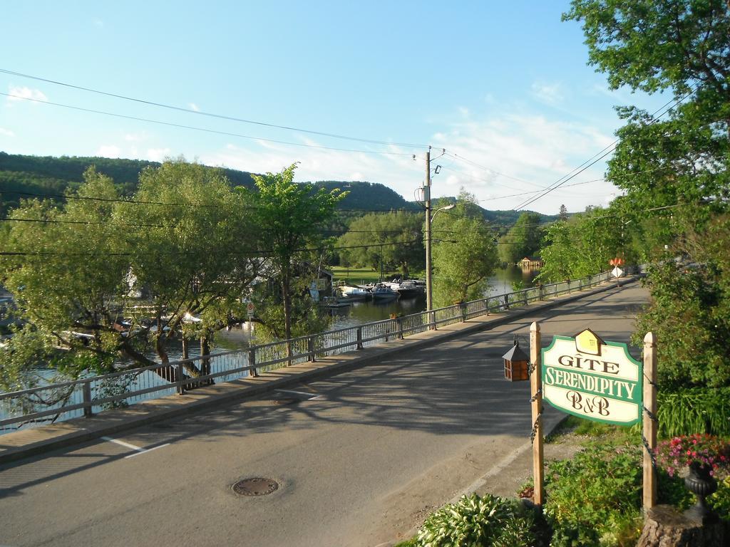 Serendipity B&B North Hatley Bagian luar foto